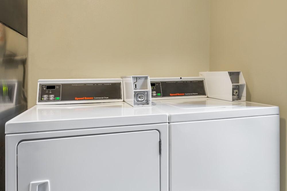 Days Inn By Wyndham Camp Verde Arizona ภายนอก รูปภาพ